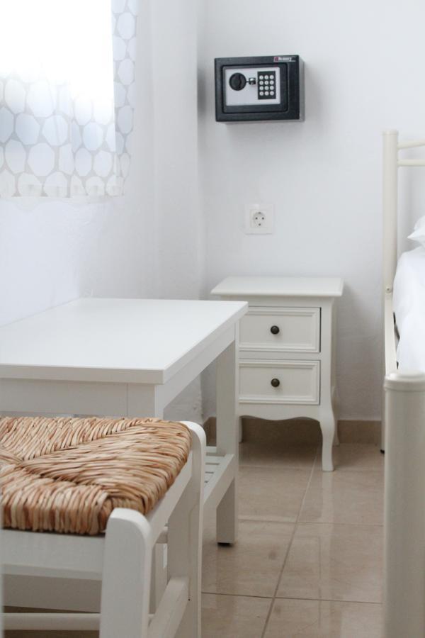Mare Blue Ios Hotel Luaran gambar